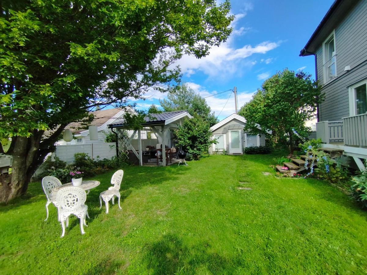 Guest House In The Garden Hokksund Exterior foto
