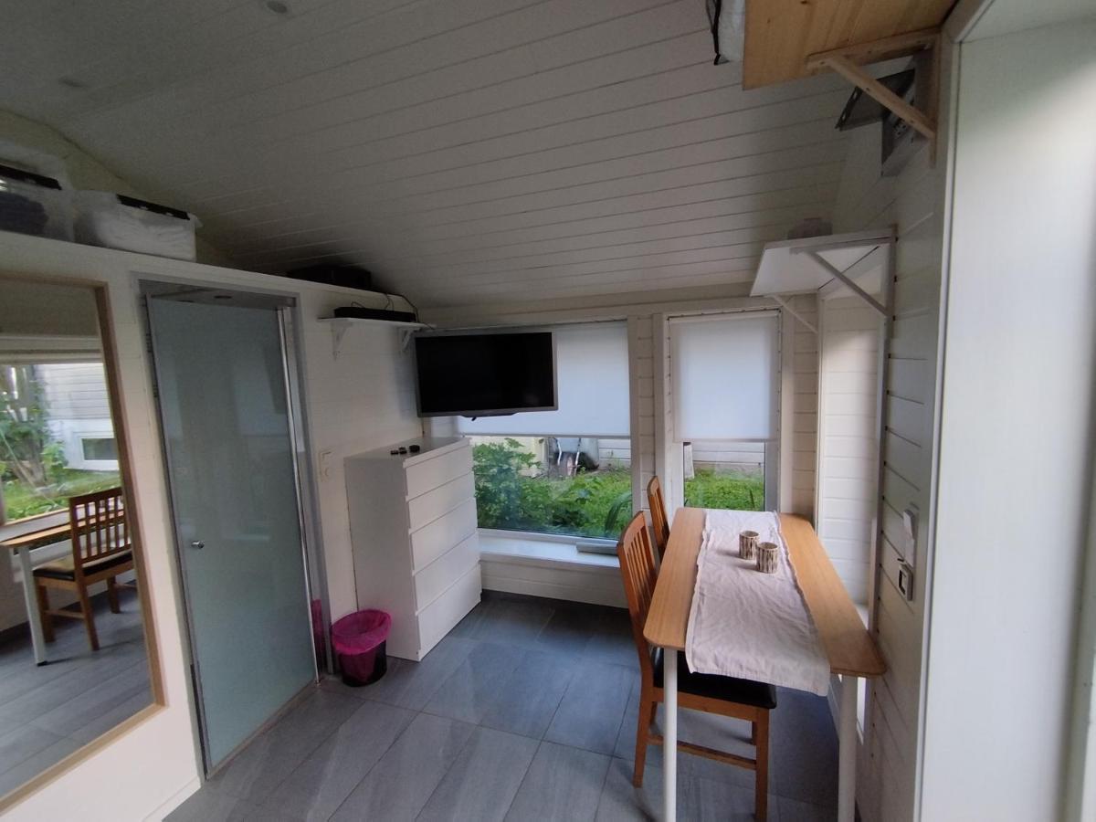 Guest House In The Garden Hokksund Exterior foto